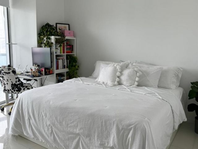 Apartment for rent  Unit #4004 - photo 6207925