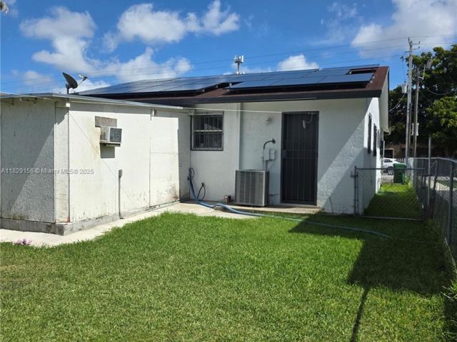 Home for sale at 2237 NW 50th St - photo 6213329