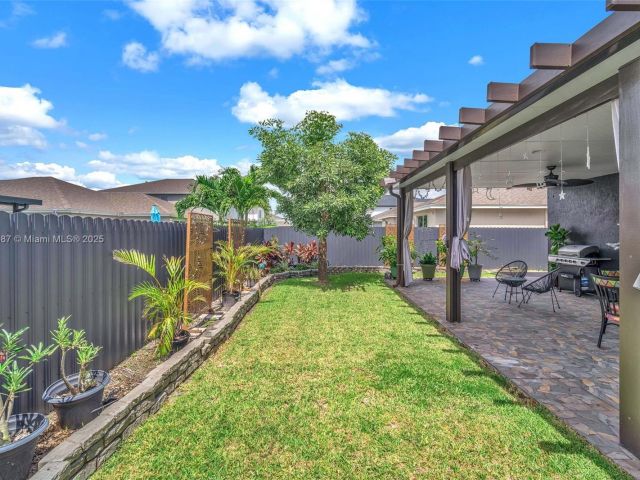 Home for sale at 13270 SW 272nd St - photo 6229058