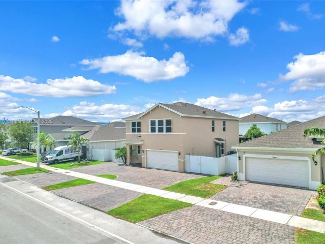 Home for sale at 13270 SW 272nd St - photo 6229076