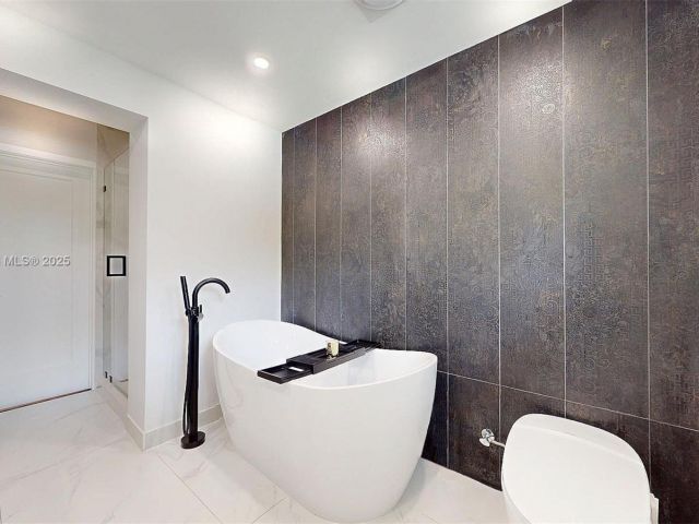 Home for sale at 1222 Cortez St - photo 6212466