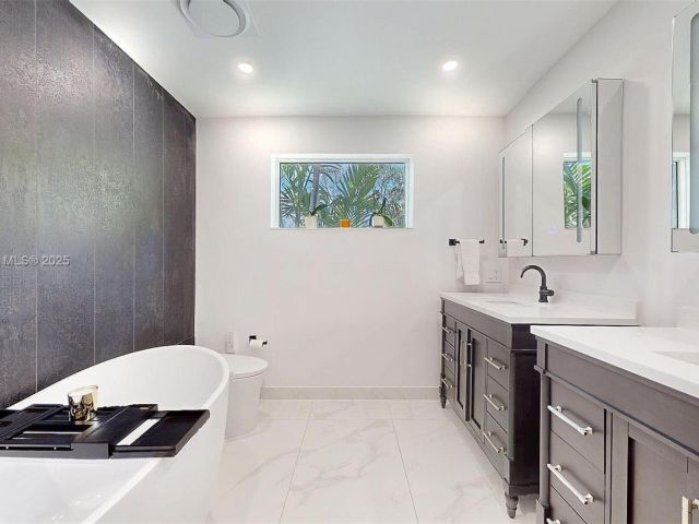 Home for sale at 1222 Cortez St - photo 6212468