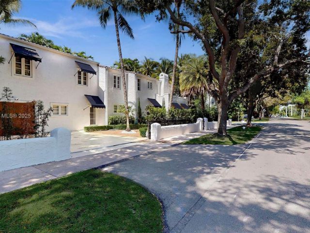 Home for sale at 1222 Cortez St - photo 6212480