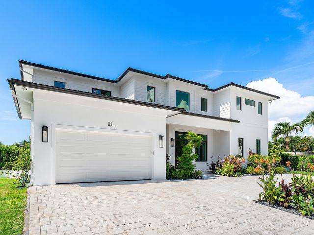 Home for sale at 811 Chukker Road - photo 6267073