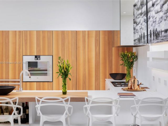 Home for sale at 1410 S Biscayne Point Rd - photo 6208306