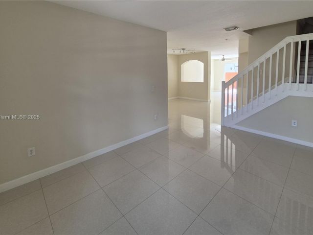 Home for rent at 7673 NW 116th Ave 7673 - photo 6238480