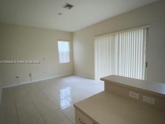 Home for rent at 1924 SE 17 court 1924 - photo 6209621