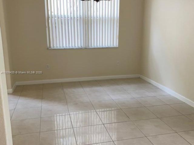 Home for rent at 1924 SE 17 court 1924 - photo 6209624