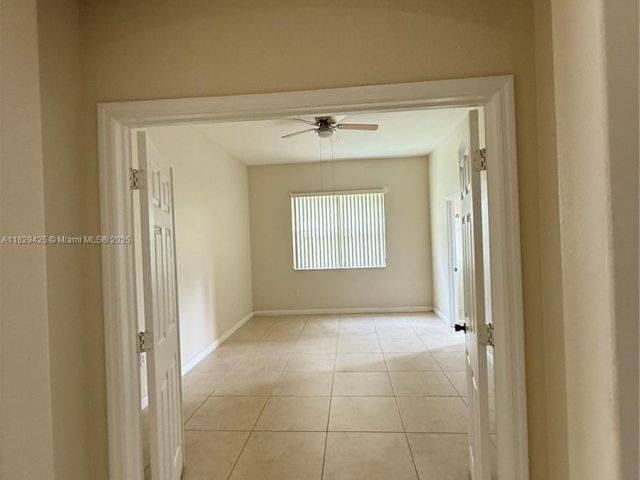 Home for rent at 1924 SE 17 court 1924 - photo 6264158