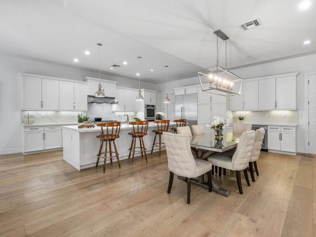 Home for sale at 200 NE 6th Court - photo 6216488