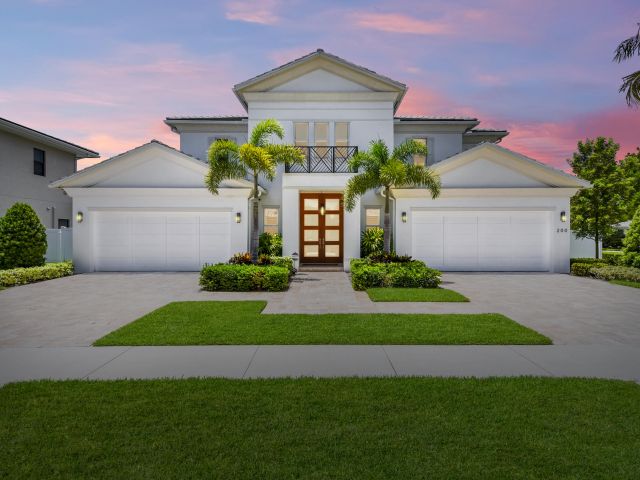 Home for sale at 200 NE 6th Court - photo 6216498