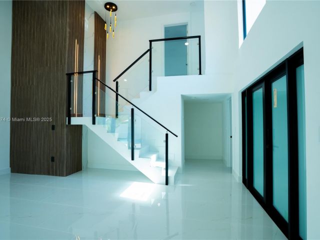 Home for sale at 10433 SW 118th Ct - photo 6237575