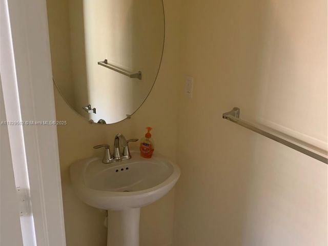 Home for rent at 14657 SW 14th St - photo 6210015