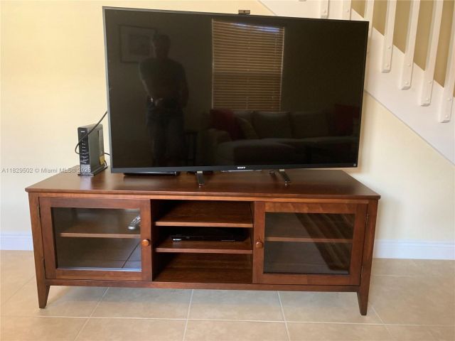 Home for rent at 14657 SW 14th St - photo 6210017