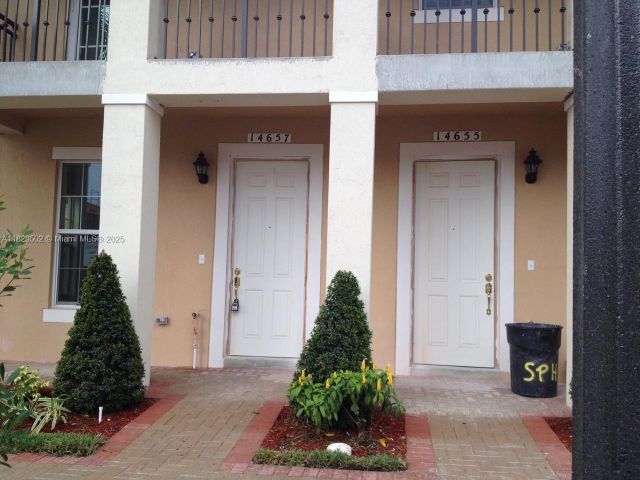 Home for rent at 14657 SW 14th St - photo 6210030