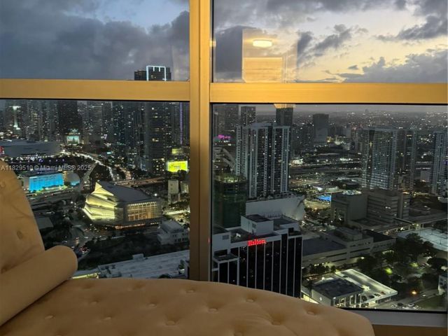 Apartment for sale  Unit #5114 - photo 6222783