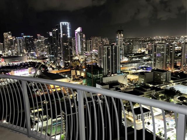 Apartment for sale  Unit #5114 - photo 6222784