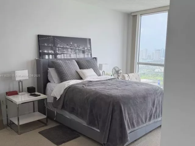 Apartment for sale  Unit #5114 - photo 6222781