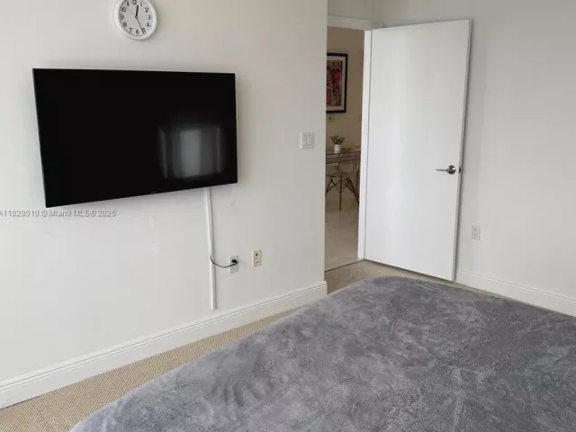 Apartment for sale  Unit #5114 - photo 6222779