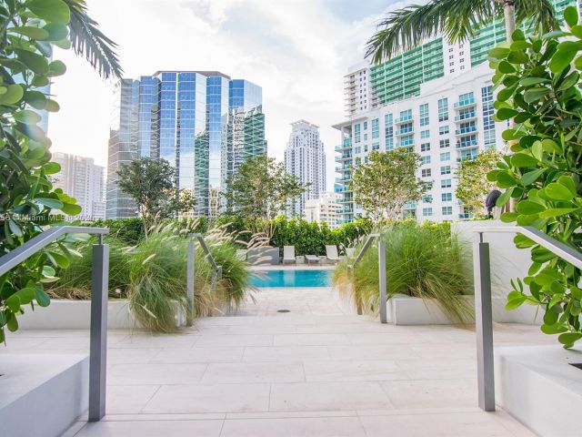 Apartment for rent  Unit #3003 - photo 6210508