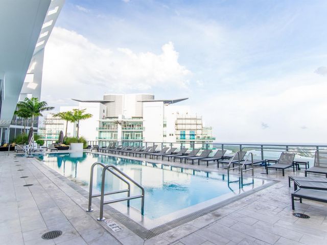 Apartment for rent  Unit #3003 - photo 6210513