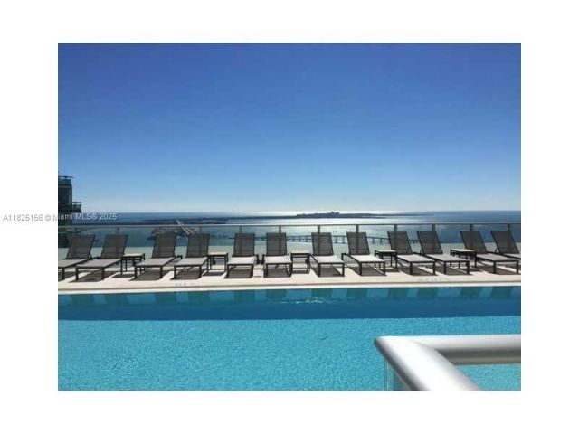 Apartment for rent  Unit #3003 - photo 6210514