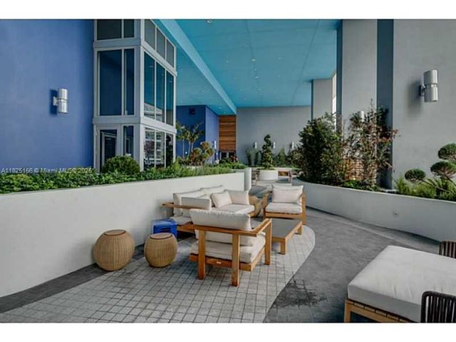 Apartment for rent  Unit #3003 - photo 6210519