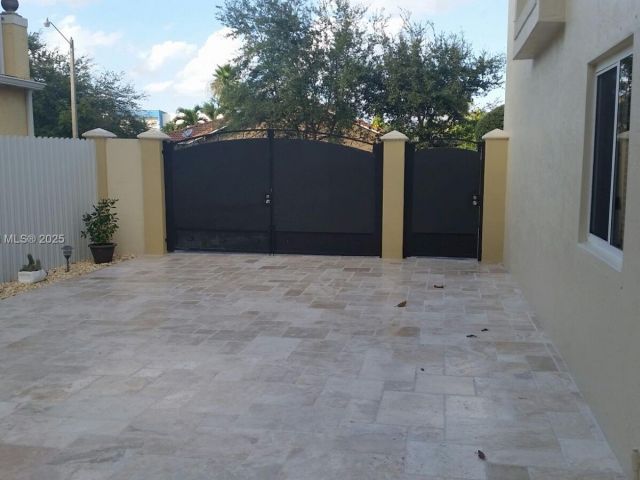 Home for sale at 14432 SW 38th Ln - photo 6210102