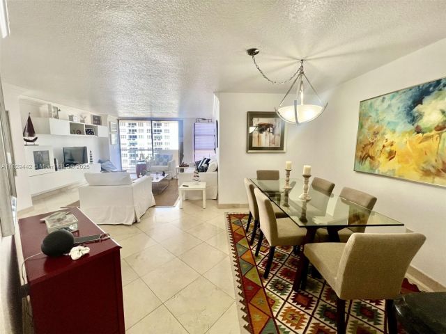 Apartment for sale  Unit #803 - photo 6225365
