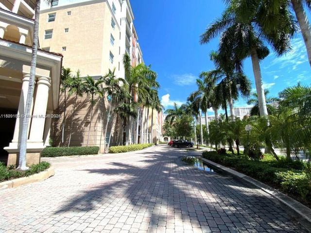 Apartment for sale  Unit #1610 - photo 6210764