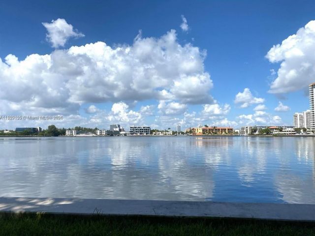 Apartment for sale  Unit #1610 - photo 6210767