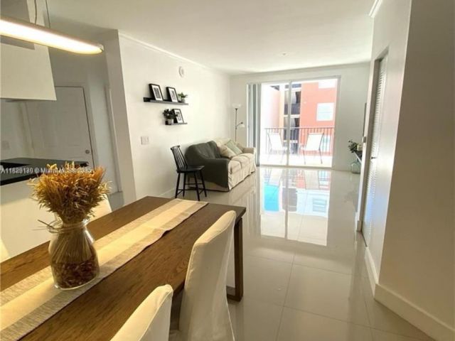 Apartment for sale  Unit #1610 - photo 6210778