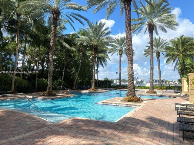 Apartment for sale  Unit #1610 - photo 6210781