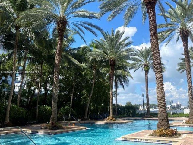 Apartment for sale  Unit #1610 - photo 6210782