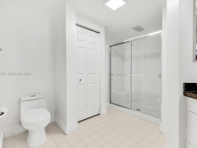 Apartment for sale  Unit #1610 - photo 6899684