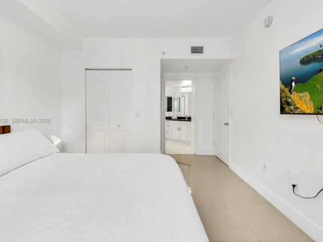 Apartment for sale  Unit #1610 - photo 6899687