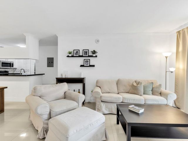 Apartment for sale  Unit #1610 - photo 6899698