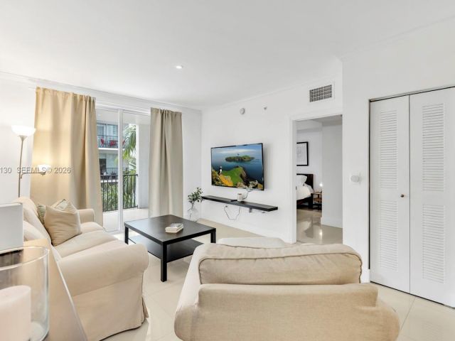 Apartment for sale  Unit #1610 - photo 6899700