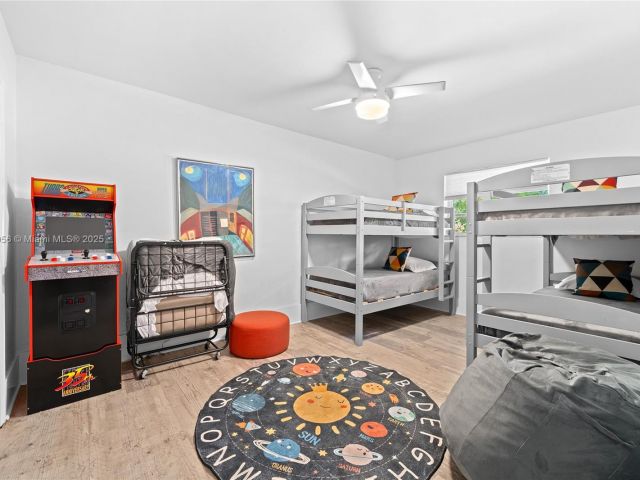 Home for sale at 14400 NE 4th Ave - photo 6284052