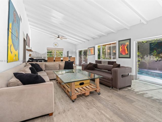 Home for sale at 14400 NE 4th Ave - photo 6284070