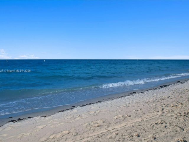 Apartment for sale  Unit #F201 - photo 6230242