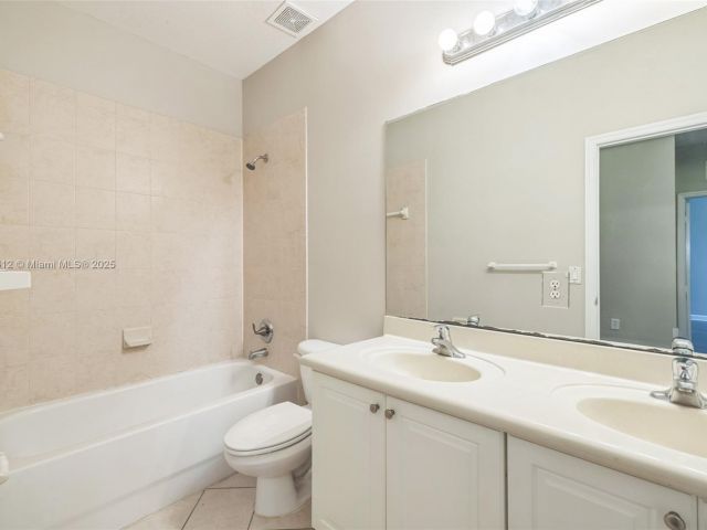 Home for sale at 11266 SW 236th Ln - photo 6226887
