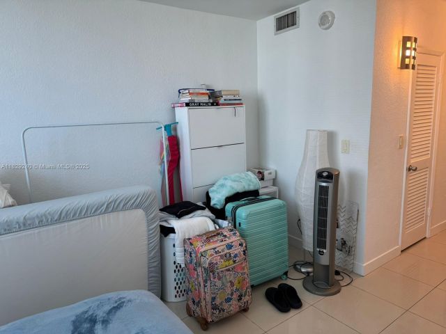 Apartment for sale  Unit #808 - photo 6226095