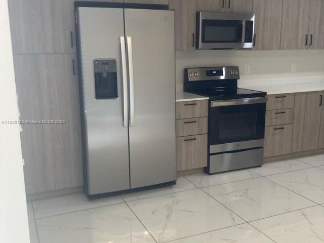 Home for rent at 25767 SW 144th Ave - photo 6232941