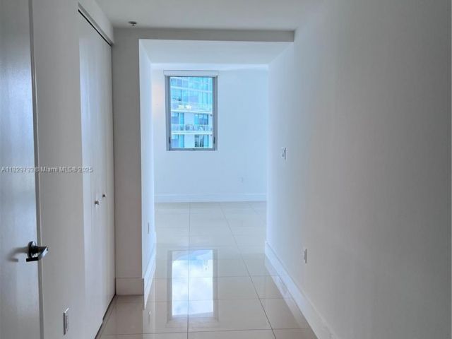 Apartment for rent  Unit #4410 - photo 6211114