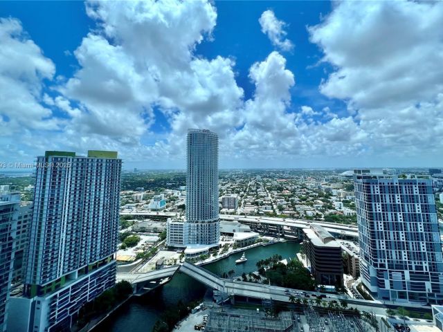 Apartment for rent  Unit #4410 - photo 6211116