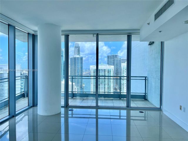 Apartment for rent  Unit #4410 - photo 6211122