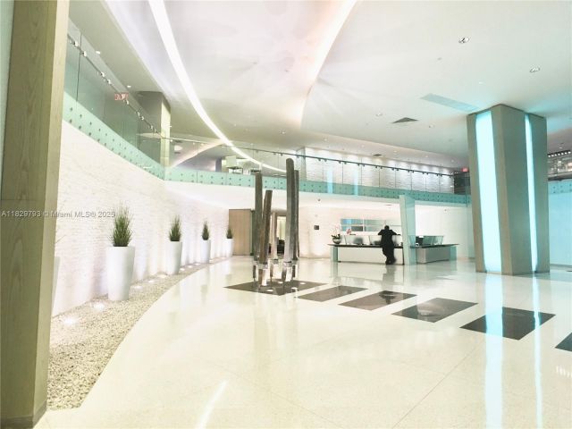 Apartment for rent  Unit #4410 - photo 6211124