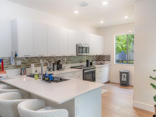 Home for sale at 4269 NW 83rd Path - photo 6210980