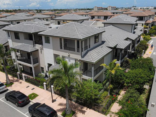 Home for sale at 4269 NW 83rd Path - photo 6210984